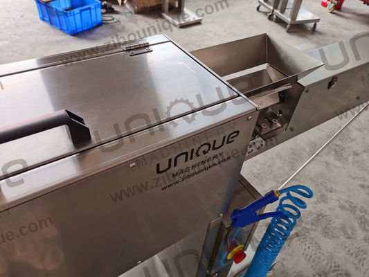Carrot Processing Machine for Precise Carrot Skin Peeling 1930*500*1050 mm